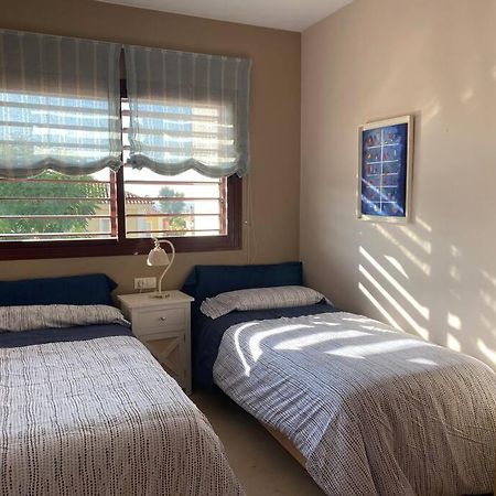 Modern 5-Bedroom Villa With Pool Montequinto Ngoại thất bức ảnh