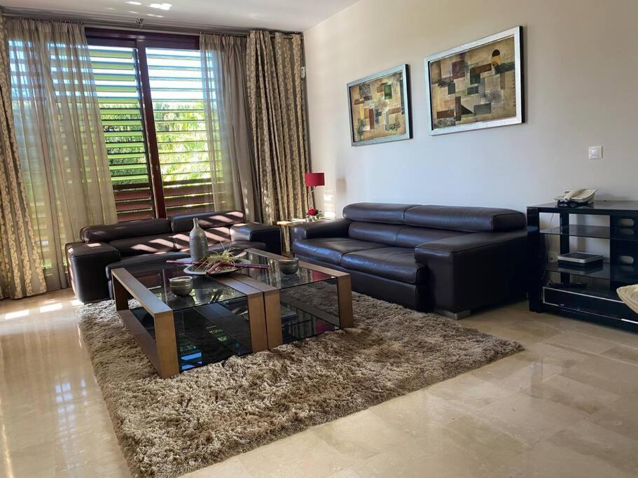 Modern 5-Bedroom Villa With Pool Montequinto Ngoại thất bức ảnh