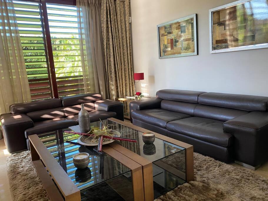 Modern 5-Bedroom Villa With Pool Montequinto Ngoại thất bức ảnh